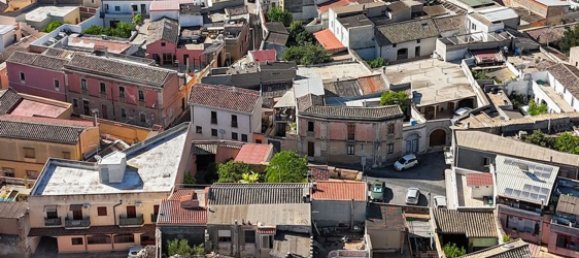 4-Zimmer Haus in Monserrato, Italy, Nr. 160041 3