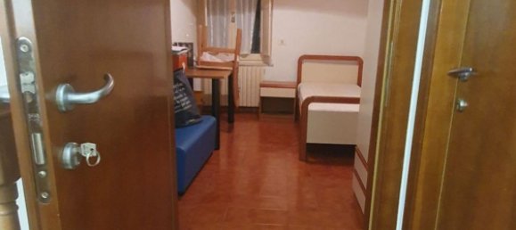 Apartamento de 4 habitaciónes en Urbino, Italy No. 292002 16