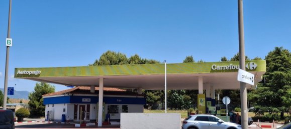 2100m² Commercial property in Huesca, Spain No. 165198 4