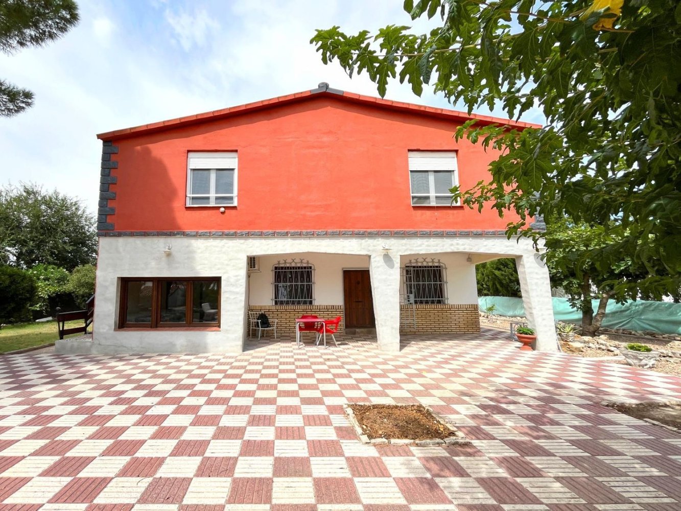 5 bedrooms House in Alfajarin, Spain No. 194360