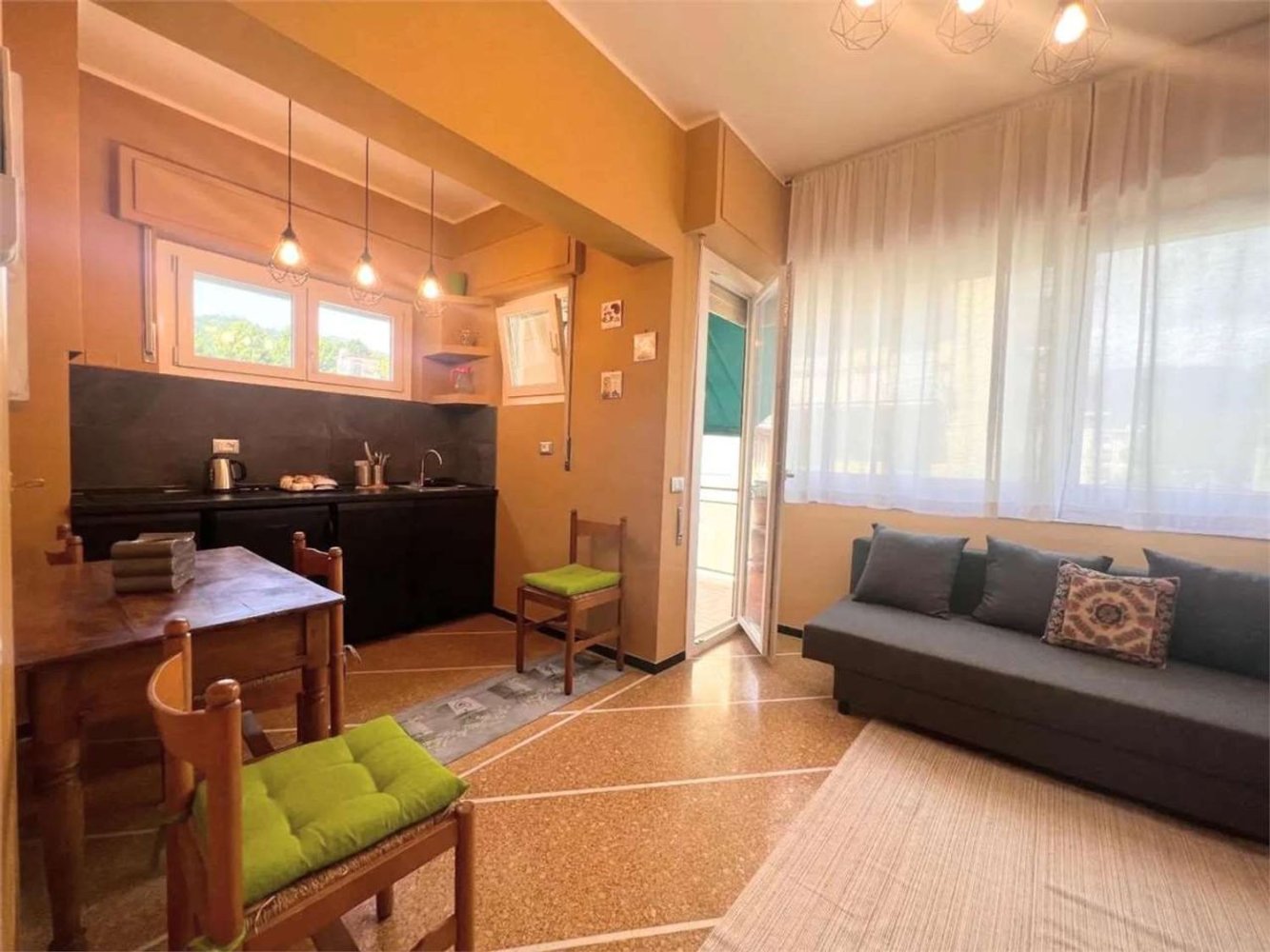 Apartamento de 2 divisões em Rapallo, Italy N.º 172717