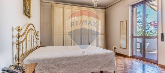 2 Schlafzimmer Wohnung in Rome, Italy, Nr. 358210 10