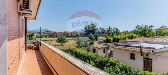 2 Schlafzimmer Wohnung in Rome, Italy, Nr. 358210 6