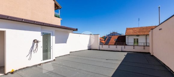 3 rooms Apartment in Collegno, Italy No. 8646 3