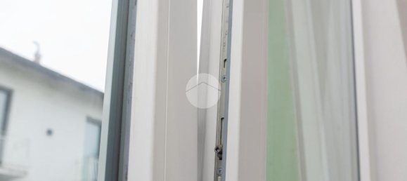 3 rooms Apartment in Collegno, Italy No. 8646 15