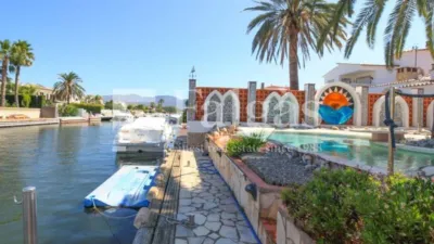 3 bedrooms House in Castello d'Empuries, Spain No. 217995