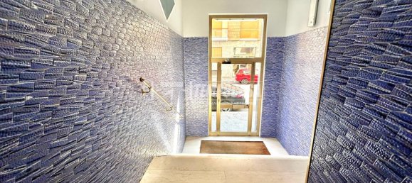 2 bedrooms Apartment in Turin, Italy No. 347111 21