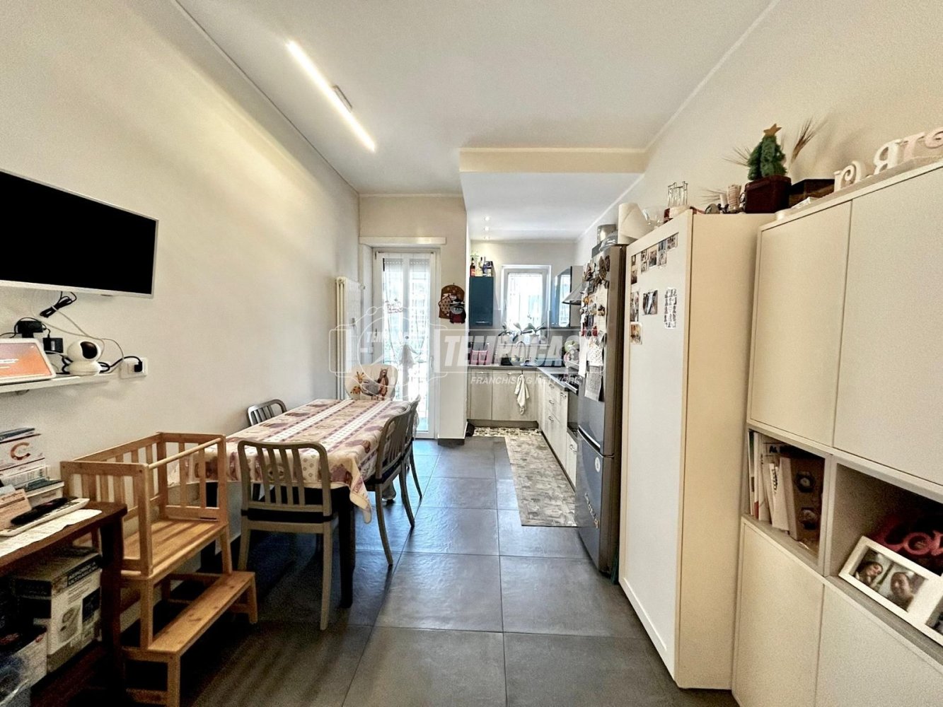 2 bedrooms Apartment in Turin, Italy No. 347111