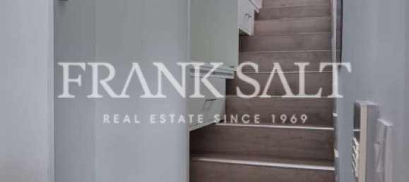 3 غرف نوم طابقين في Pembroke, Malta رقم 5107 11