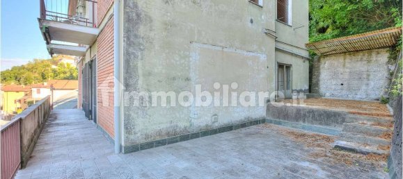 Квартира с 3 спальнями в Комо, Италия № 301942 8