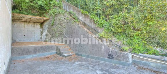 Квартира с 3 спальнями в Комо, Италия № 301942 9