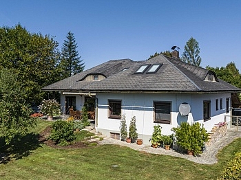 8 rooms Bungalow in Klagenfurt am Worthersee, Austria No. 241473