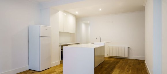 Квартира с 2 спальнями в Мадрид, Испания № 85129 3