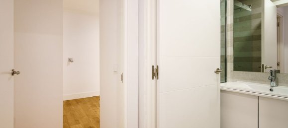 Квартира с 2 спальнями в Мадрид, Испания № 85129 15