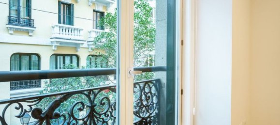 Квартира с 2 спальнями в Мадрид, Испания № 85129 4