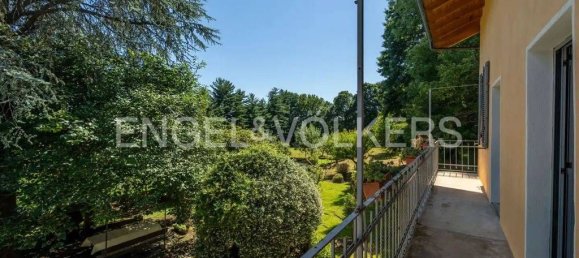 4 bedrooms Villa in Brebbia, Italy No. 109166 6