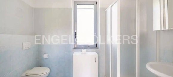 4 bedrooms Villa in Brebbia, Italy No. 109166 9