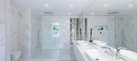 Casa de 4 dormitorios en Cádiz, Spain No. 147974 18