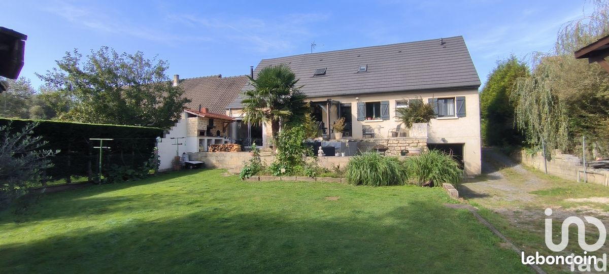 4 bedrooms House in Mauregny-en-Haye, France No. 220522