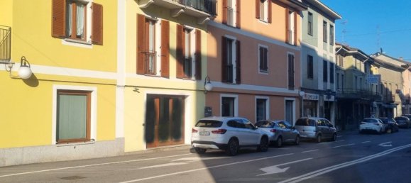 Propriété commerciale à Trecate, Italy 125m² No. 346696 2