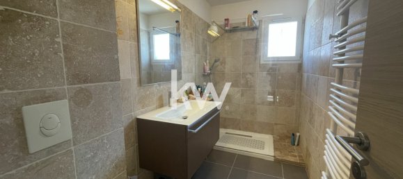 2 bedrooms Apartment in Borgo, France No. 71196 10