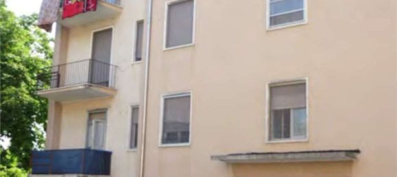 5 rooms Apartment in Suzzara, Italy No. 273076 6