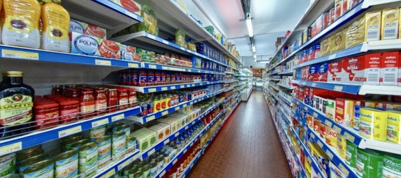 3 Schlafzimmer Gewerbliche Immobilie in Genoa, Italy, Nr. 331926 9