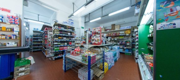 3 Schlafzimmer Gewerbliche Immobilie in Genoa, Italy, Nr. 331926 12