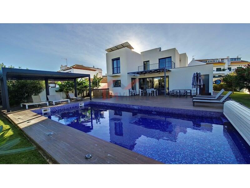 Villa T4 em Albufeira, Portugal N.º 109221