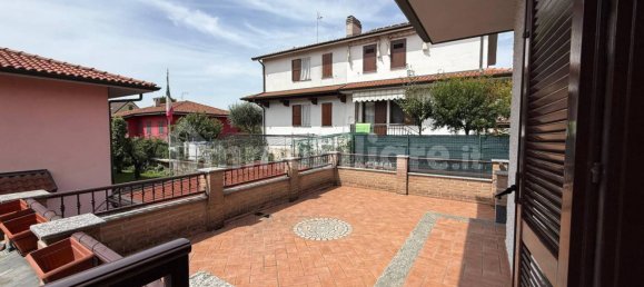 Вилла с 3 спальнями в Греццаго, Италия № 307886 11