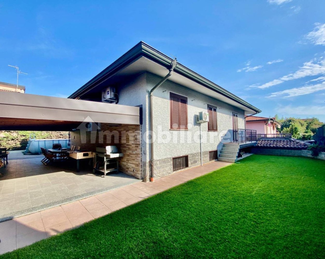 Вилла с 3 спальнями в Греццаго, Италия № 307886