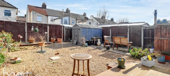 2 bedrooms Bungalow in Rainham, United Kingdom No. 4843 24