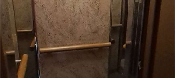 Bureau à Novara, Italy 75m² No. 67539 4