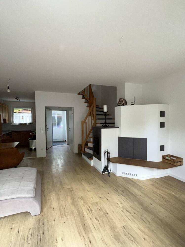 Таунхаус с 5 комнатами в Айзенштадт, Австрия № 173632