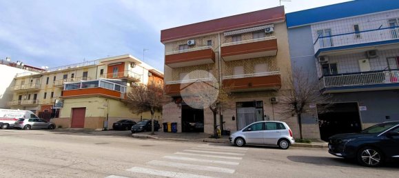 Propiedad comercial de 1 habitación en Manfredonia, Italy No. 70797 6