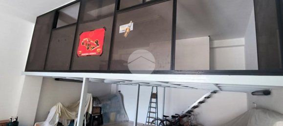 Propiedad comercial de 1 habitación en Manfredonia, Italy No. 70797 10