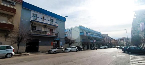 Propiedad comercial de 1 habitación en Manfredonia, Italy No. 70797 23