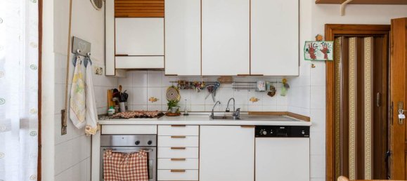 5-Zimmer Wohnung in Poggibonsi, Italy, Nr. 150981 9