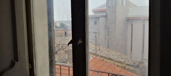 Casa de 8 divisões em Chieti, Italy N.º 211790 7