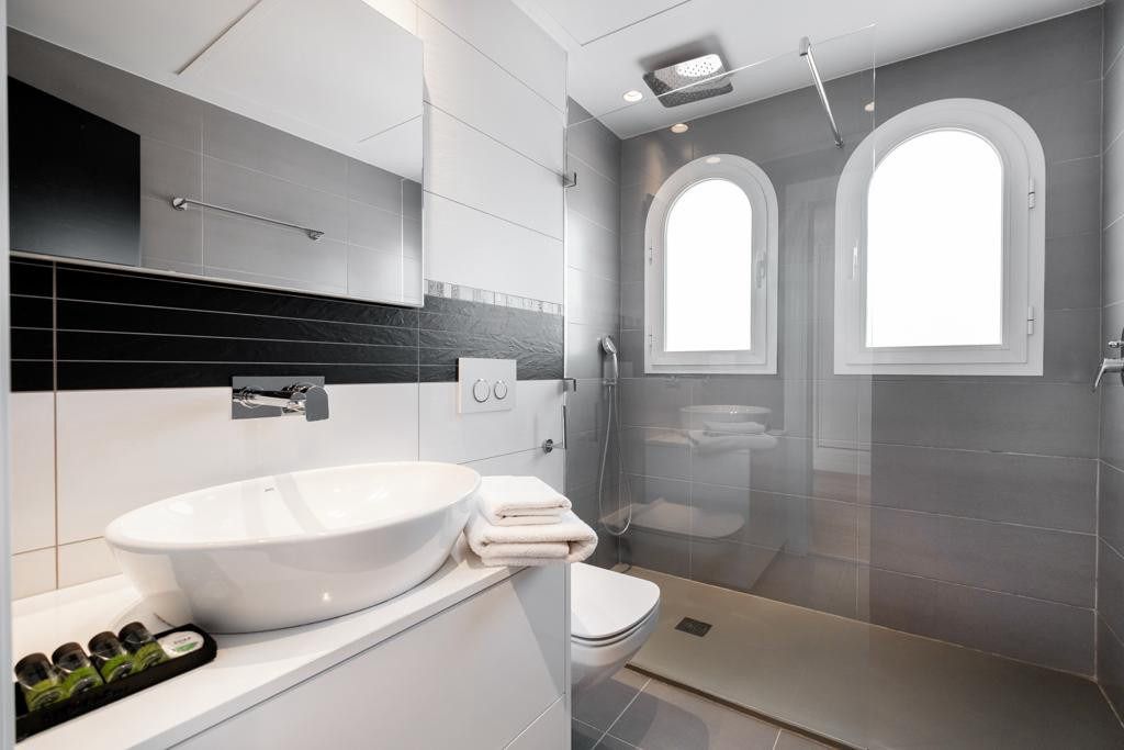 Таунхаус с 4 спальнями в Истан, Испания № 36330