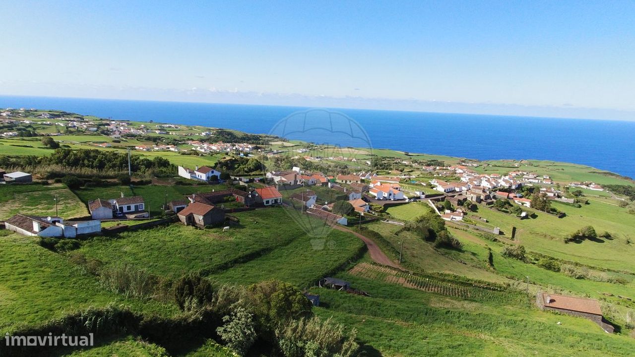 2 Schlafzimmer Haus in Nordeste, Portugal, Nr. 45993