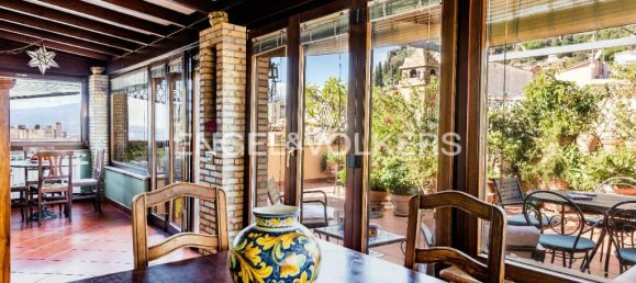 2 bedrooms Penthouse in Taormina, Italy No. 107539 16