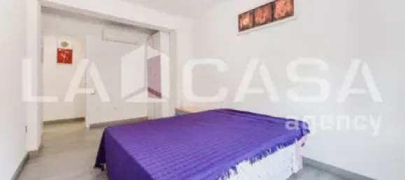 3 bedrooms Apartment in Valencia, Spain No. 174154 12