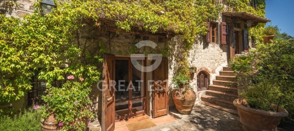 9 bedrooms House in Castellina in Chianti, Italy No. 311995 8
