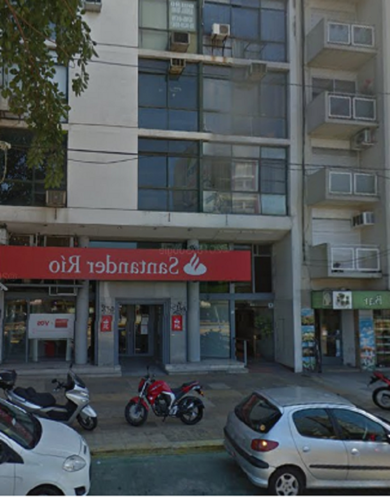 85m² Office in Vicente Lopez, Argentina No. 27678