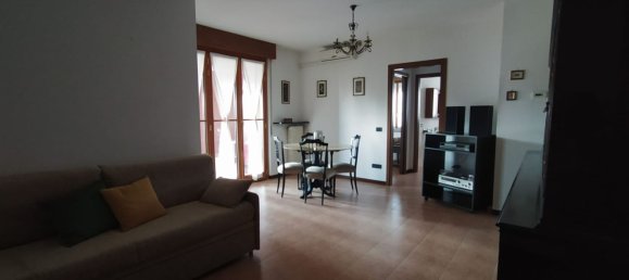 2-salle Appartement à Abbiategrasso, Italy No. 254461 2