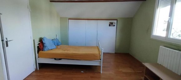 4 chambres Maison à Vernouillet, France No. 228879 9