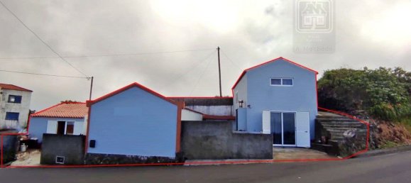 Дом с 3 спальнями в Санта Круш даш Флориш, Португалия № 45266 6