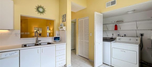 3 dormitorios dúplex en venta en Miami, Miami-Dade, Florida, USA № 614935 14