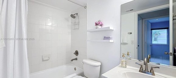 3 dormitorios dúplex en venta en Miami, Miami-Dade, Florida, USA № 614935 10